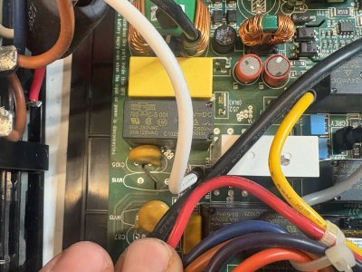 Oprava UPS zdroje APC BR1500GI