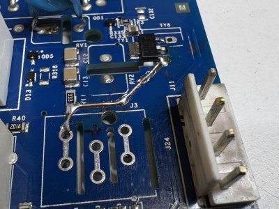 Electrolux - Oprava řídicí desky pračky Electrolux, oprava vypálených cest na DPS