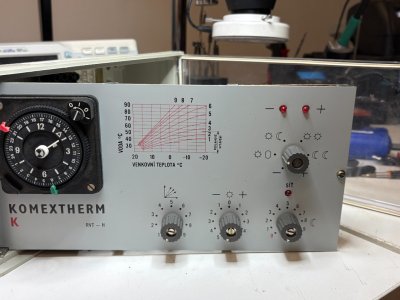 Komextherm - Oprava řídicí elektroniky regulátoru topení Komextherm K RVT-H