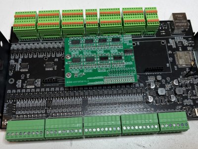 KINCONY - Oprava napájení v jednotce pro chytrou domácnost KINCONY KC868-AIO, která obsahuje ESP32 a mnoho I/O portů