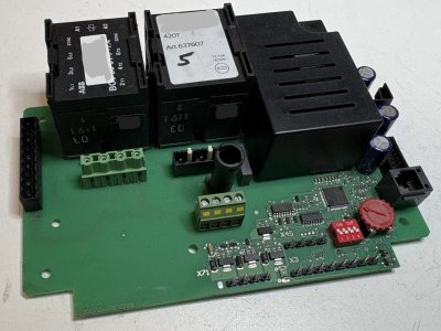 Hormann - Oprava řídicí jednotky hydraulických nakládacích můstků s výsuvem Hormann 420 T