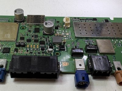 Volvo - Oprava konektoru na PCB Volvo