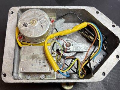 Komextherm - Kontrola a oprava koncového spínače Servomotoru MK, který se používá v tomto případě společně v jednom těle s regulátorem Komextherm RVT