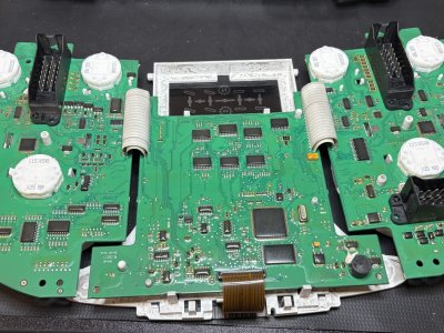 MAN - Diagnostika a propájení spojů v přístrojovém štítu MAN TGL