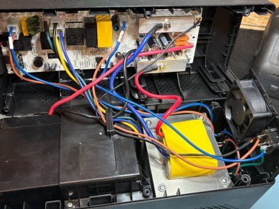 Eaton - Oprava UPS Eaton 5E2200UI