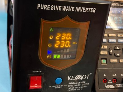 KEMOT - Oprava záložního zdroje KEMOT PROsinus-800